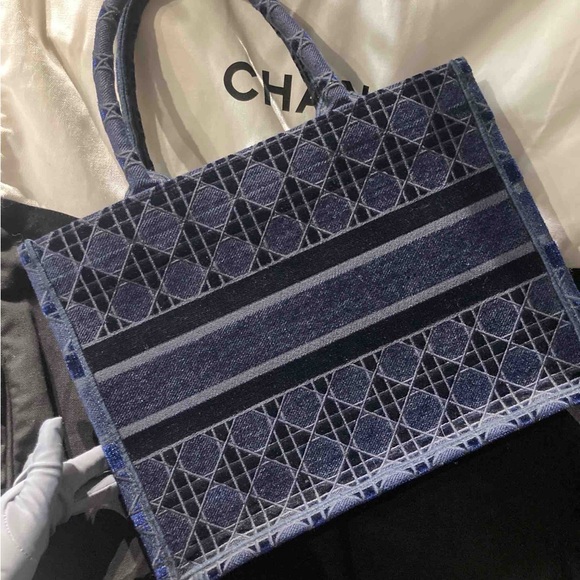 Dior velvet blue tote bag - Picture 4 of 6